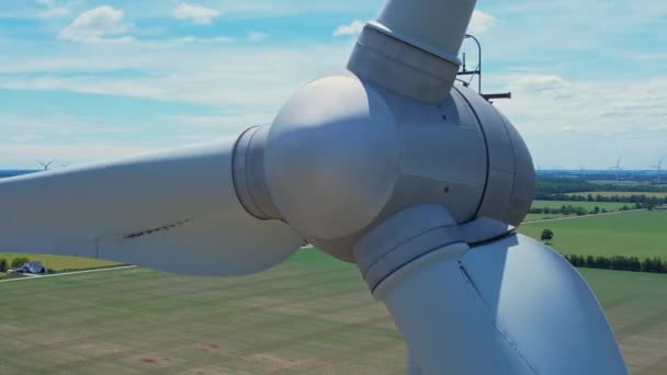 Turbina Eólica Hidráulica Canadiense Con Espín Cuchillas Molinos Viento Granja — Vídeo de stock