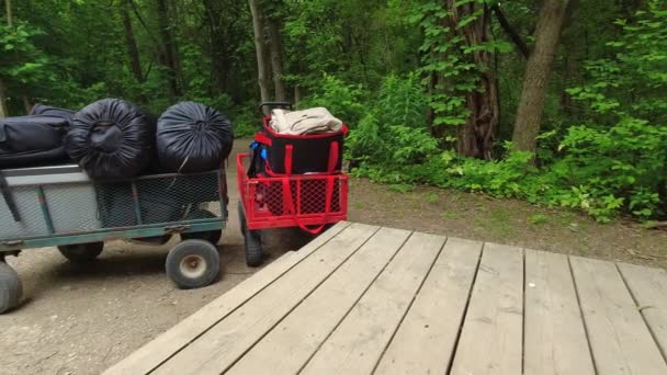 Camping Cart Wheels Camp Cabin Camping Wagon Camping Gear Equipment — 图库视频影像
