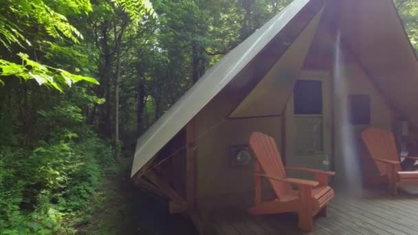 Point Pelee Camping Site Cabin Tent Canopy Carolinian Forest Park — Vídeos de Stock
