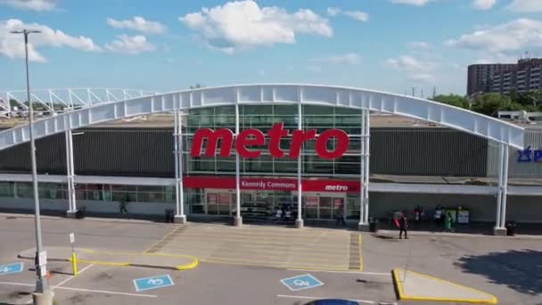Metro Front Line Grocery Store Workers Strike Grocery Store Demanding — Stock Video