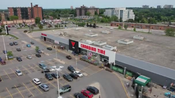 Καναδική Αλυσίδα Λιανικής Ελαστικών Στον Καναδά Time Lapse Αυτοκίνητο Υλικό — Αρχείο Βίντεο
