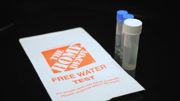 Wassertest Home Depot Kostenloses Wassertest Set Kostenlose Umweltinspektion Wasserqualität Kit — Stockvideo