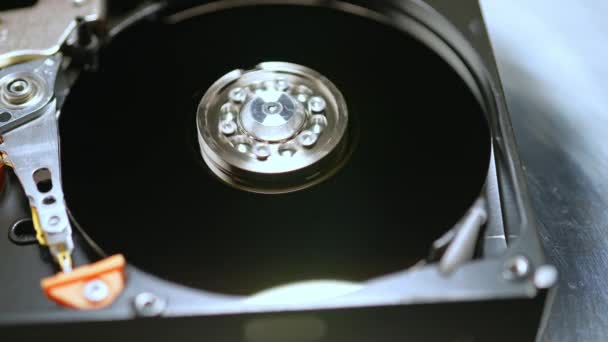 Hdd Macro Close Shot ของการหม นฮาร ดไดรฟ ความล กของสนามต แนวค — วีดีโอสต็อก