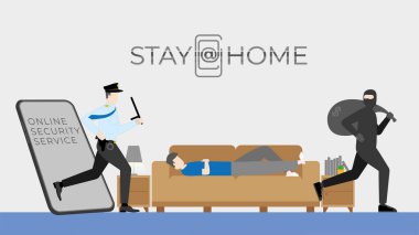 Ev hayatı konseptinde kal. Uyurgezer adam kanepede uyurken hırsız değerli eşyalarını yağmalıyor ve sonra polis internet güvenlik uygulamasından cep telefonuna ulaşıyor..