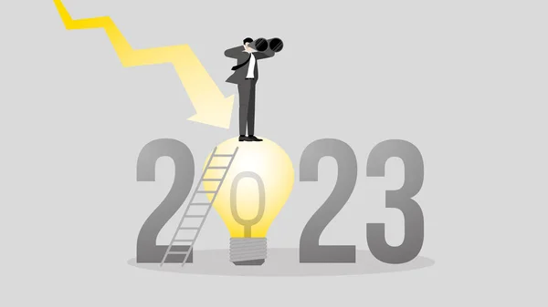 2023年の世界的な景気後退 ビジョンのあるビジネスマンは大きな電球に双眼鏡を使います ビジネスのアイデア 金融危機の問題解決 景気の落ち込みとインフレ — ストックベクタ