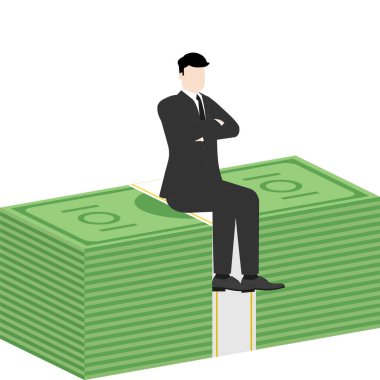 Başarılı, vizyoner bir işadamı bir yığın banknota güvenle oturuyor. Rekabetçi ekonomide para, yatırım, zenginlik, finansal büyüme ve stratejik iş kararları kavramları