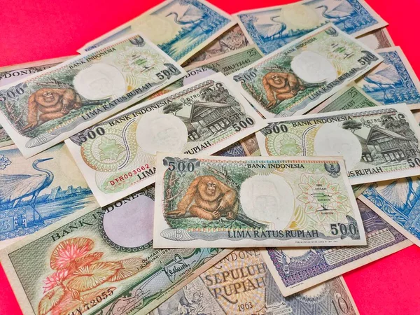 Portret Stosów Starych Indonezyjskich Banknotów 500 Rupii Stara Koncepcja Waluty — Zdjęcie stockowe