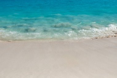 Similan Adası, Ulusal Park 'ta güzel bir yerdir ve Adaman Denizi' nde ünlü bir turistir.