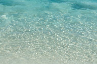 Similan Adası, Ulusal Park 'ta güzel bir yerdir ve Adaman Denizi' nde ünlü bir turistir.