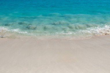 Similan Adası, Ulusal Park 'ta güzel bir yerdir ve Adaman Denizi' nde ünlü bir turistir.