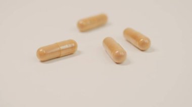 Beslenme takviyeleri düşer günlük vitamin ve mineral diyetiniz bir kapsülde