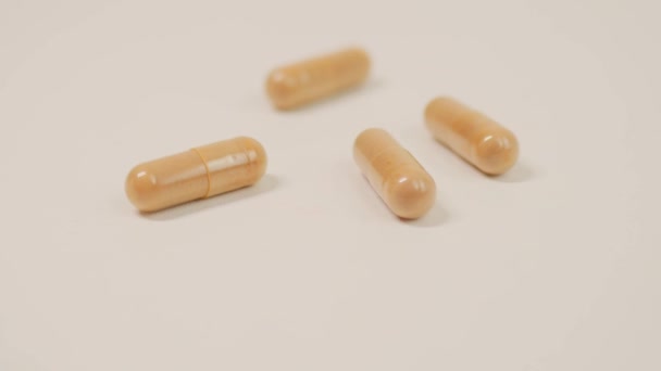 Doplňky Stravy Klesají Vaše Denní Strava Vitaminů Minerálních Látek Jedné — Stock video