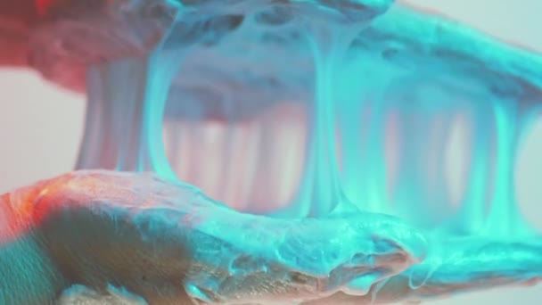 Beautiful Cobwebs Shaving Foam Your Hands Cinematic — 图库视频影像