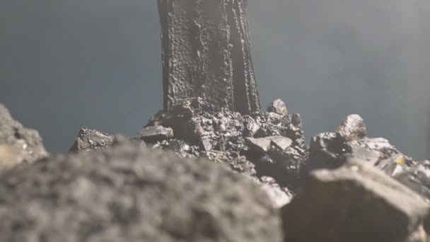 Niebla Camina Flota Suavemente Sobre Las Ruinas Piedras Video Horizontal — Vídeos de Stock