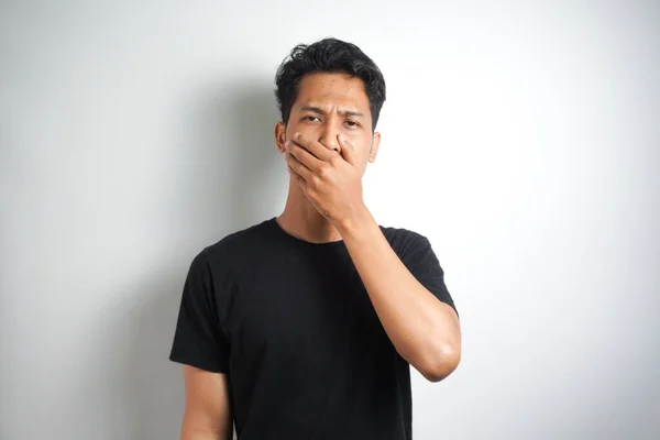Ansikte Man Täcker Sin Mun Med Handflata — Stockfoto