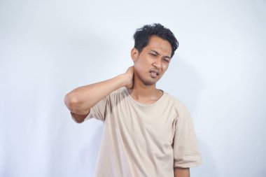 Gencin kapalı gözler, sıkışık diş - boyun ağrısı kavramı ile yakın çekim