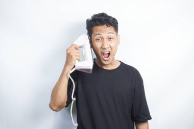 Demirle komik delikanlı.