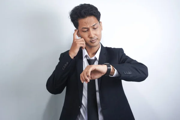 Jovem Asiático Empresário Bonito Empregado Urgência Prazo Conceito Com Alarme — Fotografia de Stock