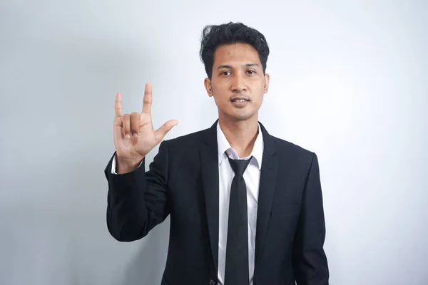 Pria Asia Tampan Mengenakan Setelan Bisnis Dan Dasi Berteriak Dengan — Stok Foto