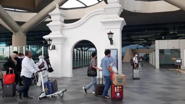 Yogyakarta Indonesia Settembre 2022 Vista Esterna Dell Aeroporto Internazionale Yogyakarta — Video Stock