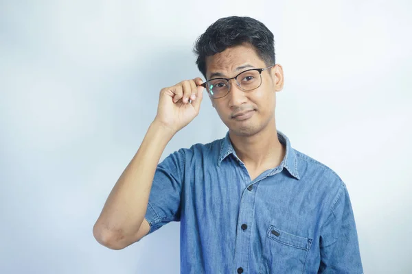 Εσωτερική Εικόνα Του Νεαρού Επιχειρηματία Γυαλιά Απεικονίζεται Απομονωμένη Λευκό Φόντο — Φωτογραφία Αρχείου