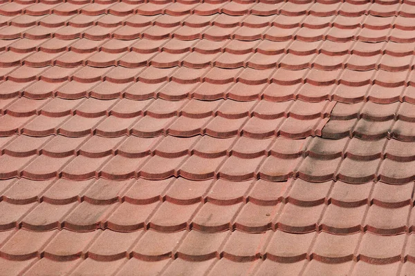 Red Metal Roof Tiles Copy Space — Stock Photo, Image