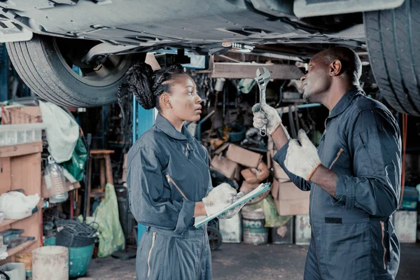 Auto mechanic supervisor directly coaches, mentors, and trains the trainee staff in technical procedures. Giving advice and feedback to improve all related skills. Focusing on personal development.