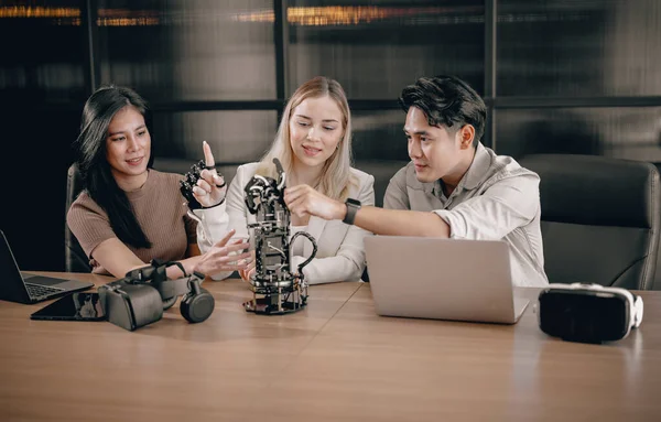 College students join research group to do experiments with educational robot. Learn to combine engineering, programming, problem solving, and creativity skills. Share and discuss diverse viewpoints.