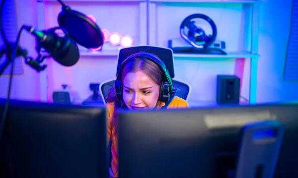 Professional gamers are frustrated, disappointed with the negative results of competition. A loss can result in failing to earn prizes, commissions, and praise from major brands and tournaments.