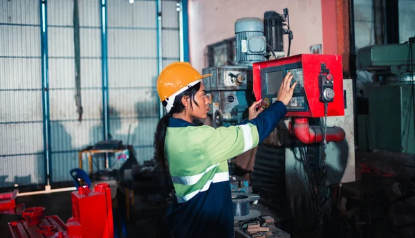 Robotic Technicians Perform Regular Maintenance Inspecting Testing Repairing Machinery Engines — Stock Photo, Image
