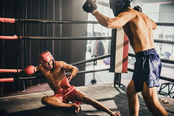 Boxer Utilizzare Varie Combinazioni Pugni Tra Cui Jab Gancio Uppercut — Foto Stock