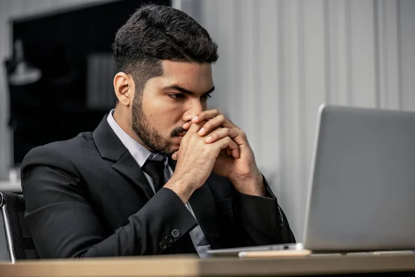 Because Extended Work Hours Intense Workplace Pressure Professional Financial Analysts — Stock Photo, Image
