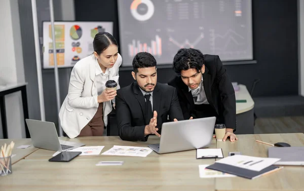 Financial Advisors Collaborate Assess Company Financial Performance Using Data Its — Stock Photo, Image