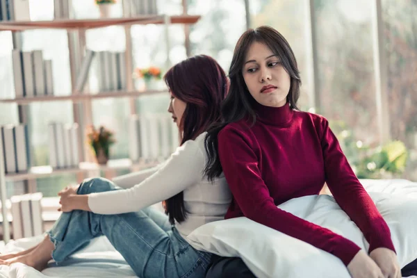 Eine Lesbe Ist Verärgert Frustriert Weil Ihr Partner Sie Ignoriert — Stockfoto