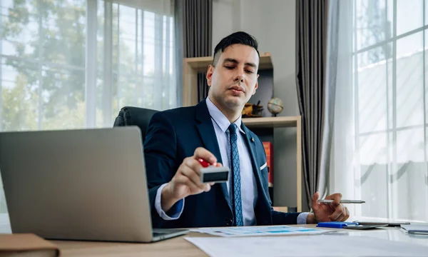 Determined Business Supervisor Carefully Analyzes Proposal Contract Permitting Once Approved — Stock Photo, Image