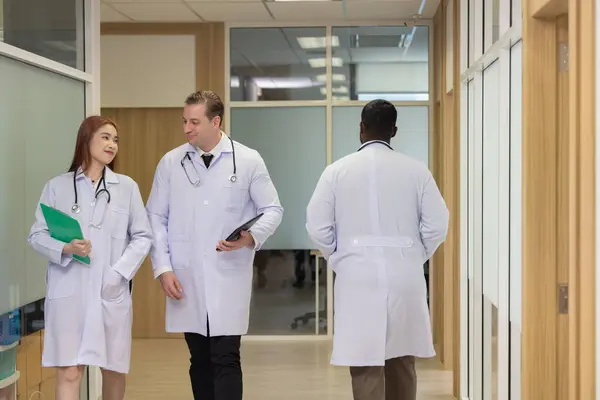 Group Diverse Experienced Doctors Different Filed Gathering Primary Healthcare Team — Stock Photo, Image