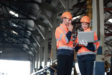 Çevreye duyarlı firmadan gelen lokomotif mühendisleri platformda ticaret yapmak için karbon kredi sertifikası kaydettiler. Sorumlu demiryolu uygulamaları yoluyla çevre korumasının artırılması ve emisyonların azaltılması