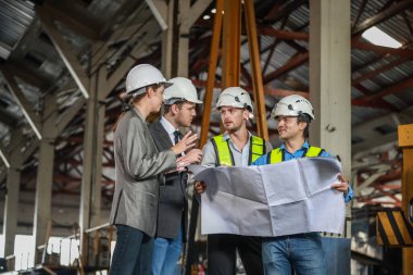 Düzenleyiciler, tren, demiryolu, ulaşım firmaları için CO2 emisyonları ve ayak izi faaliyetlerini ölçer, hesaplar, denetler. Olay yerinde toplanan veriler doğrulanıyor. Ticaret için karbon kredi girişimleri öneriyor