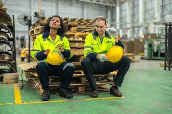 Cardboard workers engage in lively conversations, sharing ideas, and offering advice during breaks. This promoting togetherness and meaningful interactions, creating positive and productive workspace