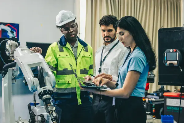 Robotic Engineer Functional Teams Work Together Monitor Performance Software Computer — Stock Photo, Image