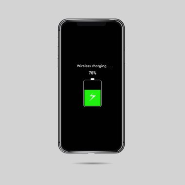 konsept akıllı telefon şarjı pil ve beyaz arkaplan