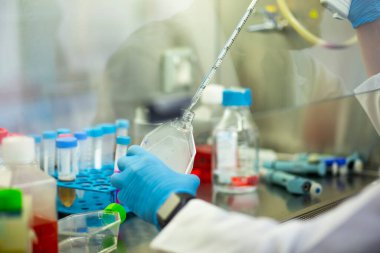 Tıp, tıp ve hücre kültürü laboratuvarında hücre kültürü