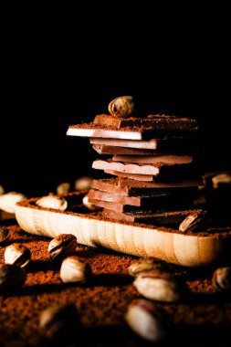 Çikolata ve fındık. 