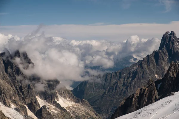 Bergketen Van Mont Blanc Bedekt Met Sneeuw Punta Hellbronner Courmayeur — Stockfoto