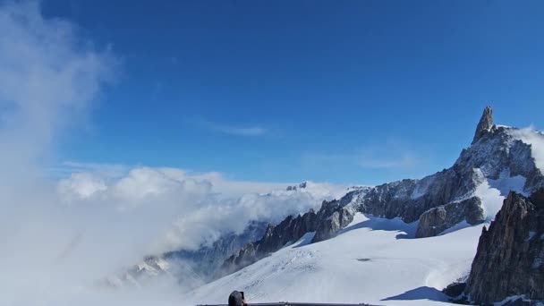 Vídeo Cadena Mont Blanc Tomado Del Cielo Punta Helbronner Courmayeur — Vídeo de stock