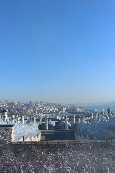 İstanbul 'un çatısından Bosphorus' a uzaklığı 