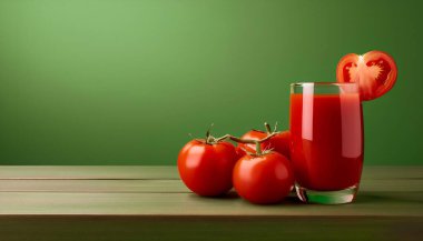 Masada taze domates suyu var.