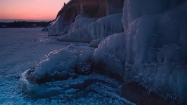 Gün doğumunun ve günbatımının fotoğrafsal materyalleri