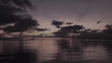 Deniz kenarında gökyüzü fotoğrafçılığı