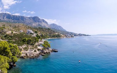 Hırvatistan 'ın güzel yaz plajı. Turuncu renkler. Akdeniz Yazı